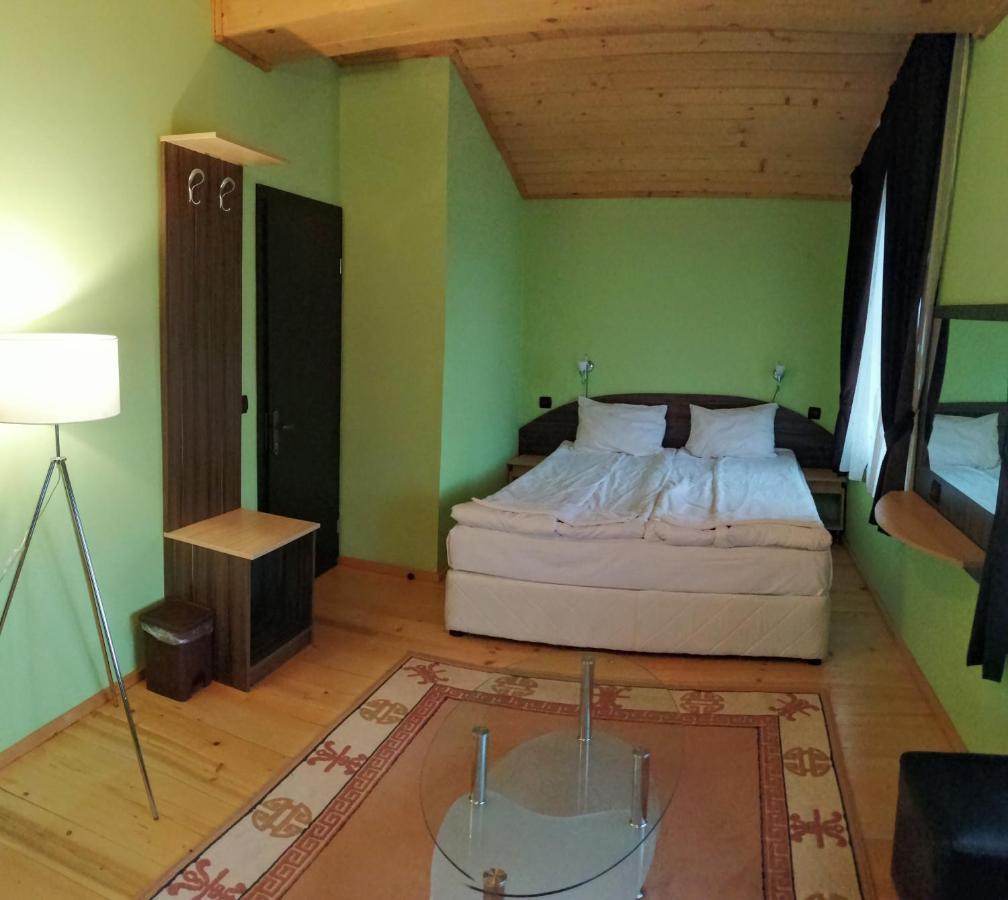 Apartments Black Horse Παμπόροβο Εξωτερικό φωτογραφία